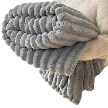 Puszysty gruby koc w prążki narzuta pled na łóżko wytłaczany miękki szary premium