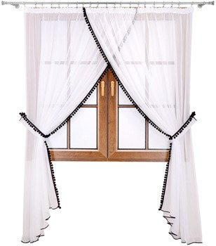 Zakładana firana z woalu z pluszowymi pomponikami LILO 3