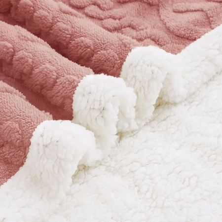 Gruby koc z barankiem narzuta pled ciepły dwustronny  wytłaczany pudrowy różowy