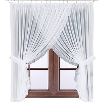 Urocza firana z białego woalu ozdobiona ślicznymi falbankami Melania