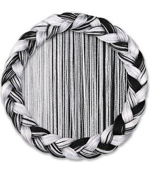 Makaron gładki klasyczny czarno biały srebrny sznurki