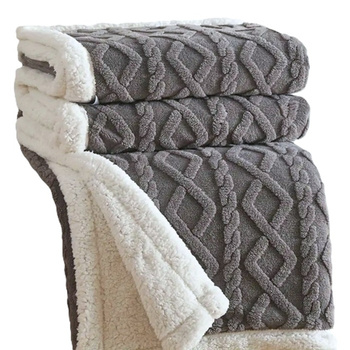 Gruby koc z barankiem narzuta pled ciepły dwustronny  wytłaczany ciemny szary