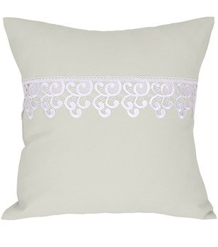 Poszewka z tkaniny matowej  ozdobiona gipiurą ecru