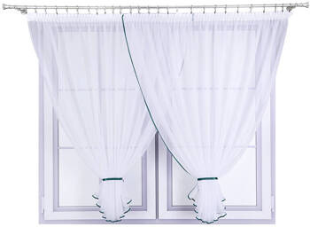 Urocza firana na zakładkę z woalu ozdobiona lamówką Elza