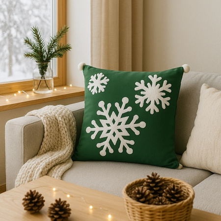 Poszewka świąteczna butelkowa zieleń z wypukłymi śnieżynkami i pomponami