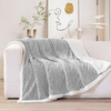 Gruby koc z barankiem narzuta pled ciepły dwustronny  wytłaczany jasny szary